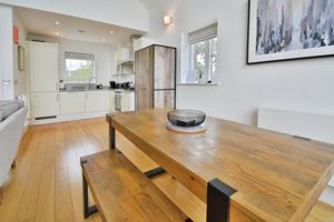 Photo 25- click for photo gallery